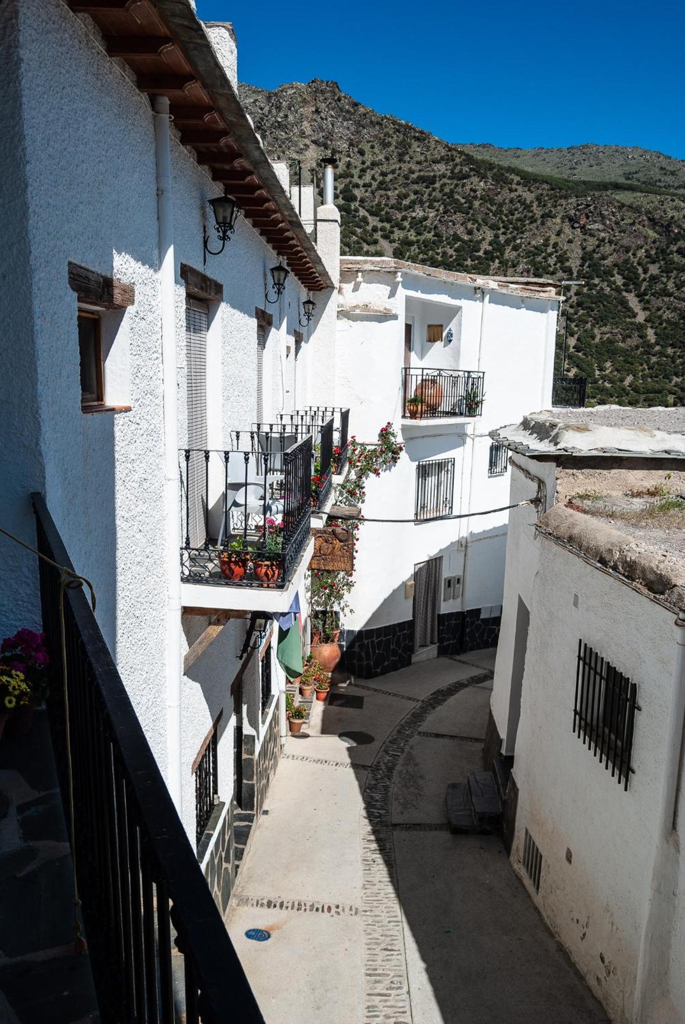 Hotel La Fragua I Trevelez Exterior photo