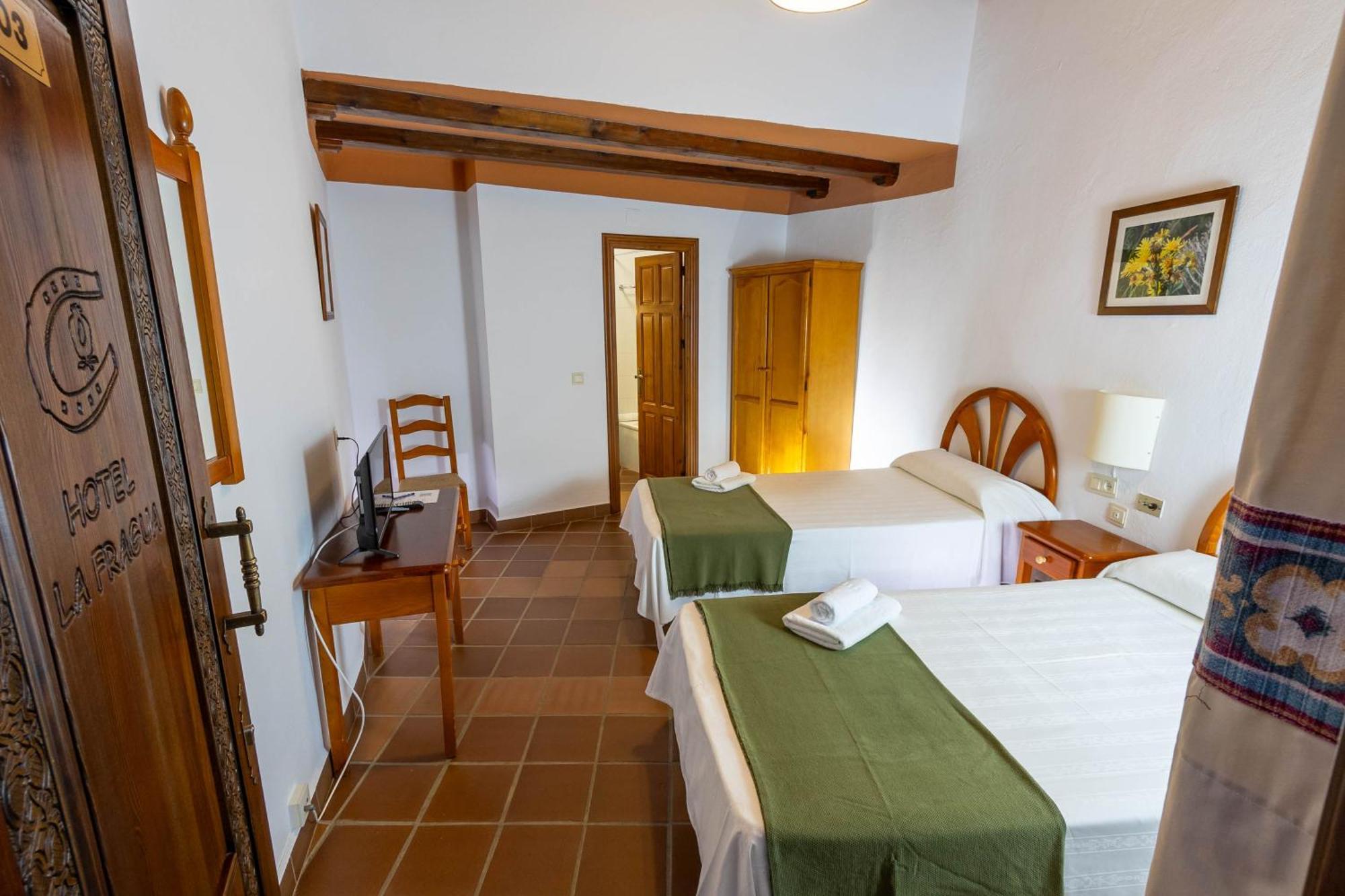 Hotel La Fragua I Trevelez Exterior photo